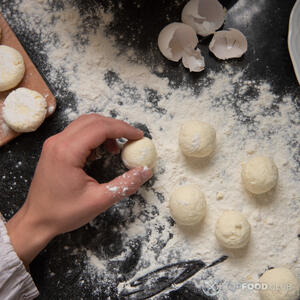 Сформировать сырники