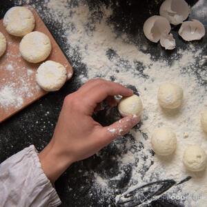 Сформировать сырники