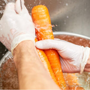 мыть морковь