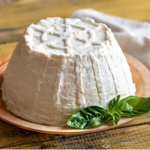 добавляем рикотту