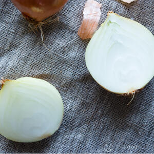 перекручиваем лук