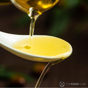 добавляем оливковое масло