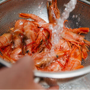 моем креветки