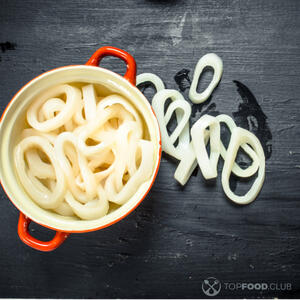 режем кальмара