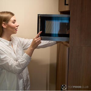 подогревать в микроволновке