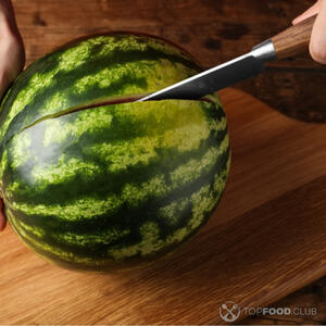 Разрезать арбуз