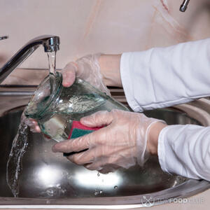 Помыть банки