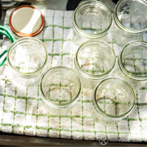 Стерилизовать банки