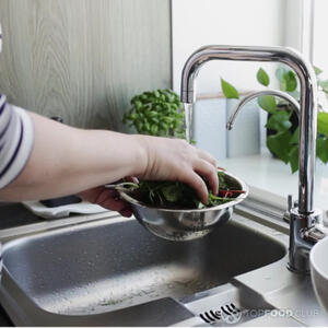 моем зелень