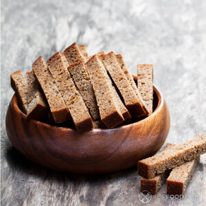 Нарезать гренки