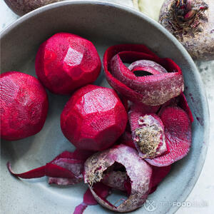 чистим свеклу