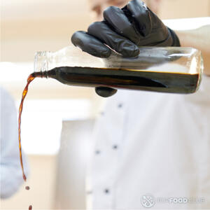 Добавляем рыбный соус.