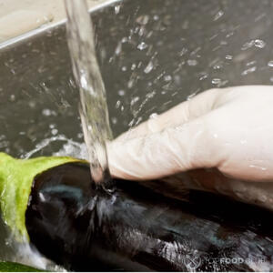 моем баклажан