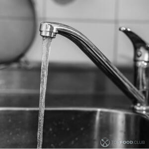 кран с водой