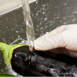 моем баклажан