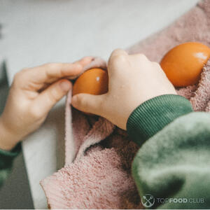 Помыть яйца