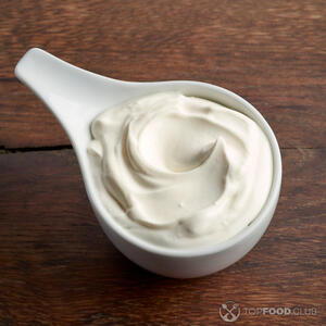 Подготовить сметану