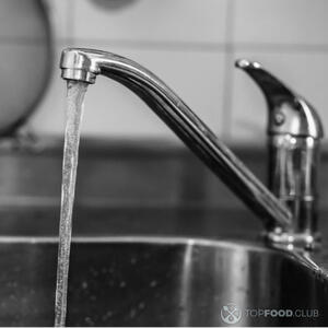 помойте мясо