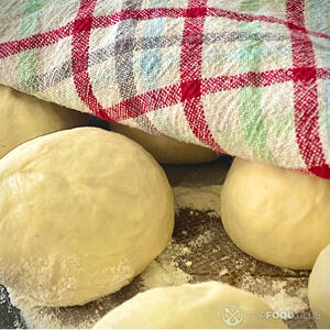 булочк и под полотенцем