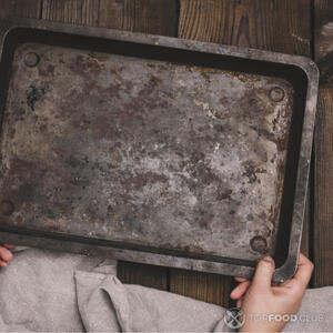 Подготовить противень