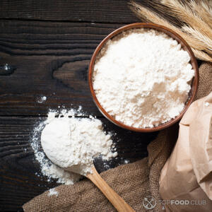 Добавить муку