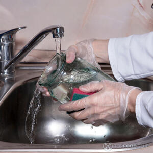 Помыть банку