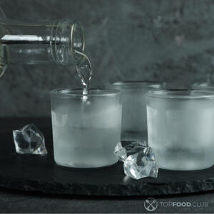 Добавить водку