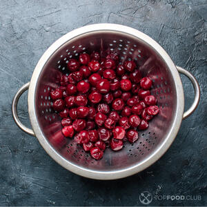 Подготовить вишню