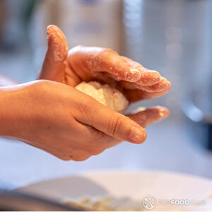 лепим сырники