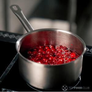 Варим вишню