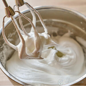 Взбить белки