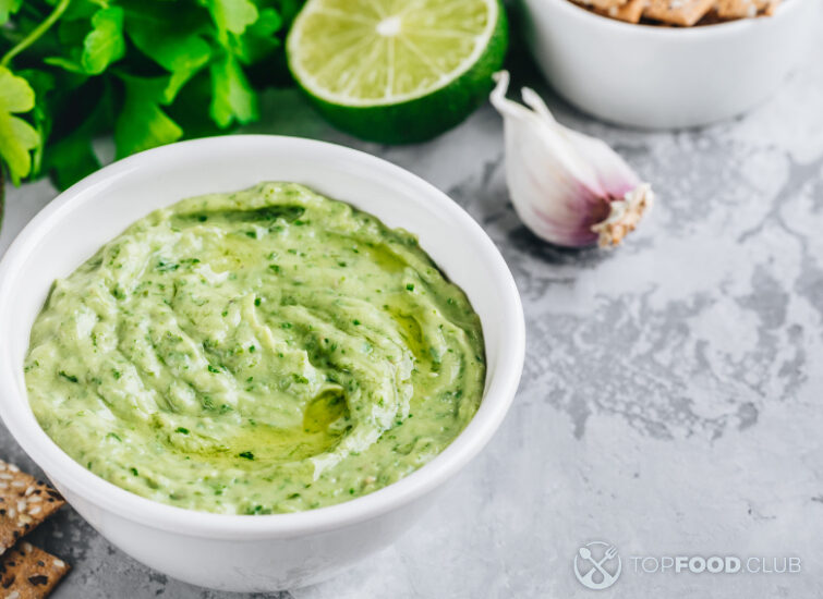 2024-09-27-150rjt-avocado-dip-with-cilantro-and-lime-2023-11-27-05-27-23-utc