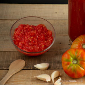 Добавить помидоры