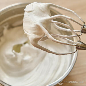 Взбить сливочный сыр