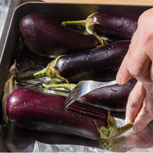 Баклажаны наколоть вилкой