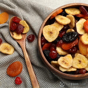 Подготовить сухофрукты