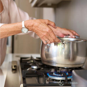 Поставить на огонь