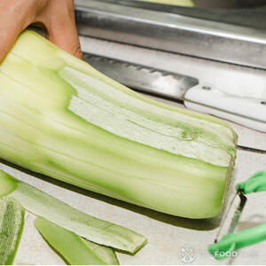 Чистим от кожуры