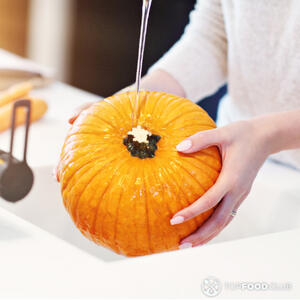 Вымыть тыкву