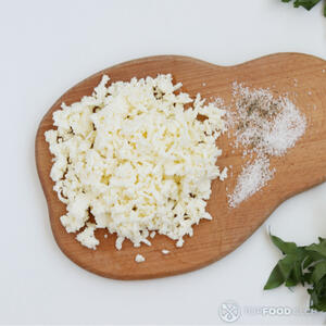 Натереть сыр