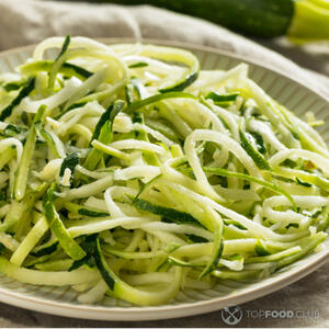 добавить лапшу