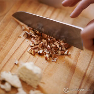 Порубить орехи