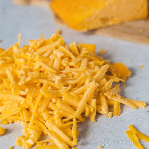 Натереть сыр