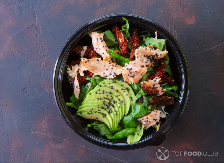 2025-02-21-cvr8me-salad-with-salmon-avocado-and-sun-dried-tomatoes-2025-01-07-06-55-28-utc