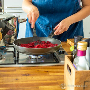 Выложить свеклу