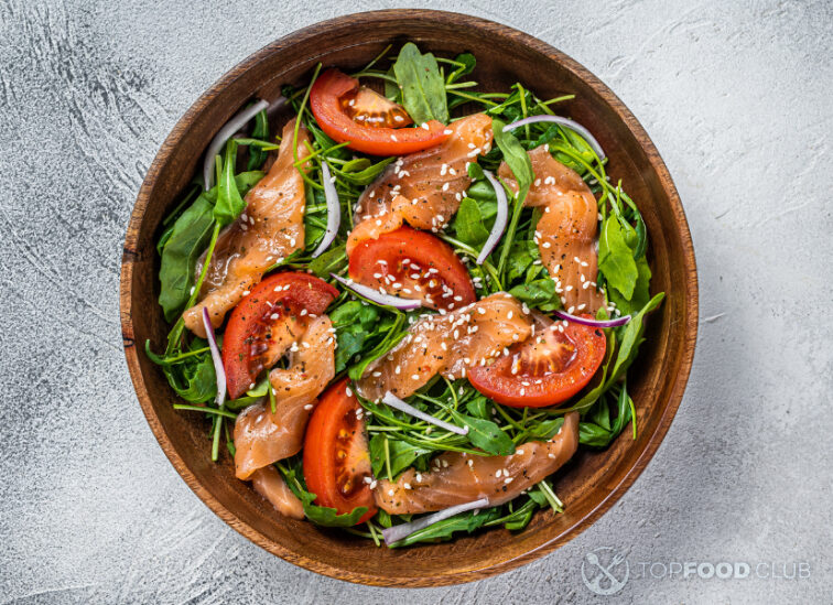 2025-02-26-lfrn35-smoked-salmon-salad-with-arugula-tomato-and-green-2024-12-10-02-09-04-utc