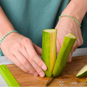 Режем кабачки