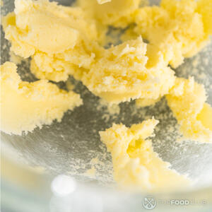 масло с сахаром