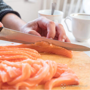 Рыбу нарезать