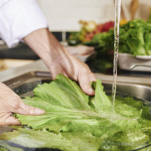 Мыть салат